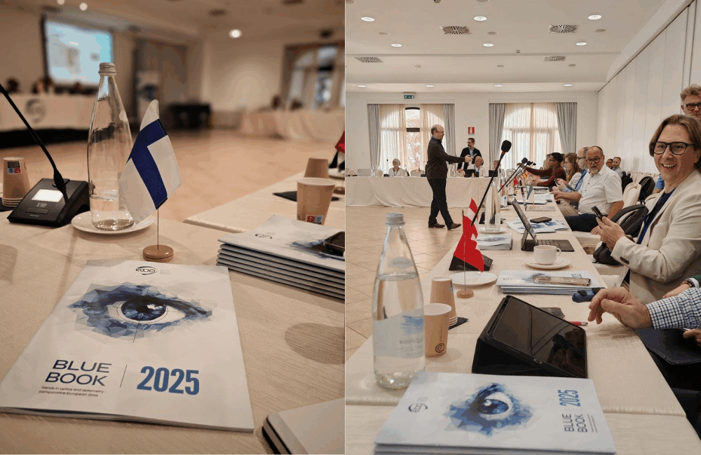 kuvituskuva, jossa suomenlippu ja ECOOn Blue Book 2025 kirjanen.
