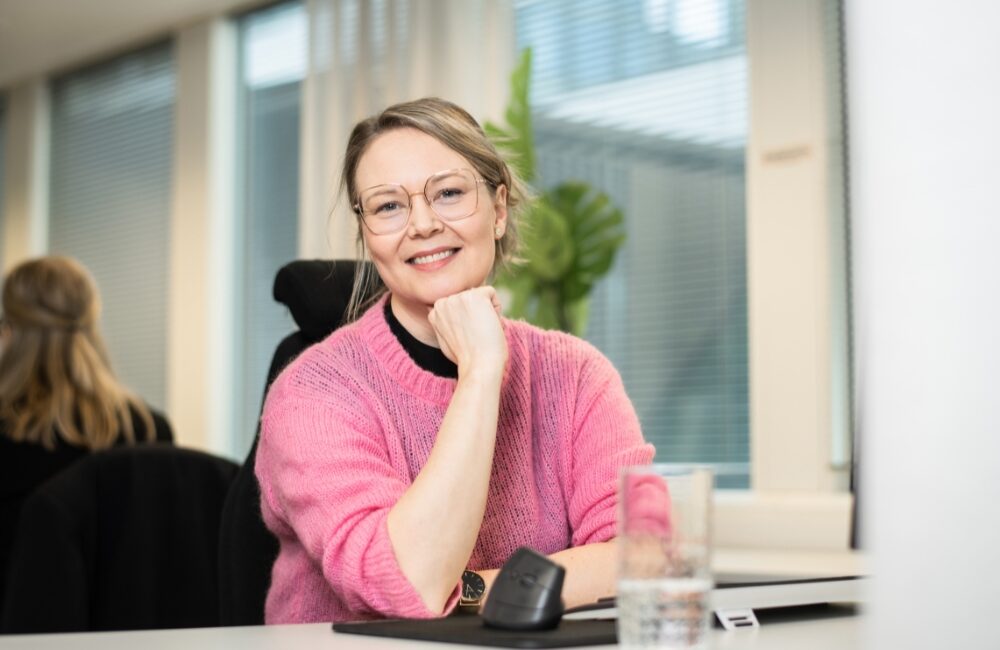 Kuvassa Erikoiskaupan toimitusjohtaja Jenni Homer.